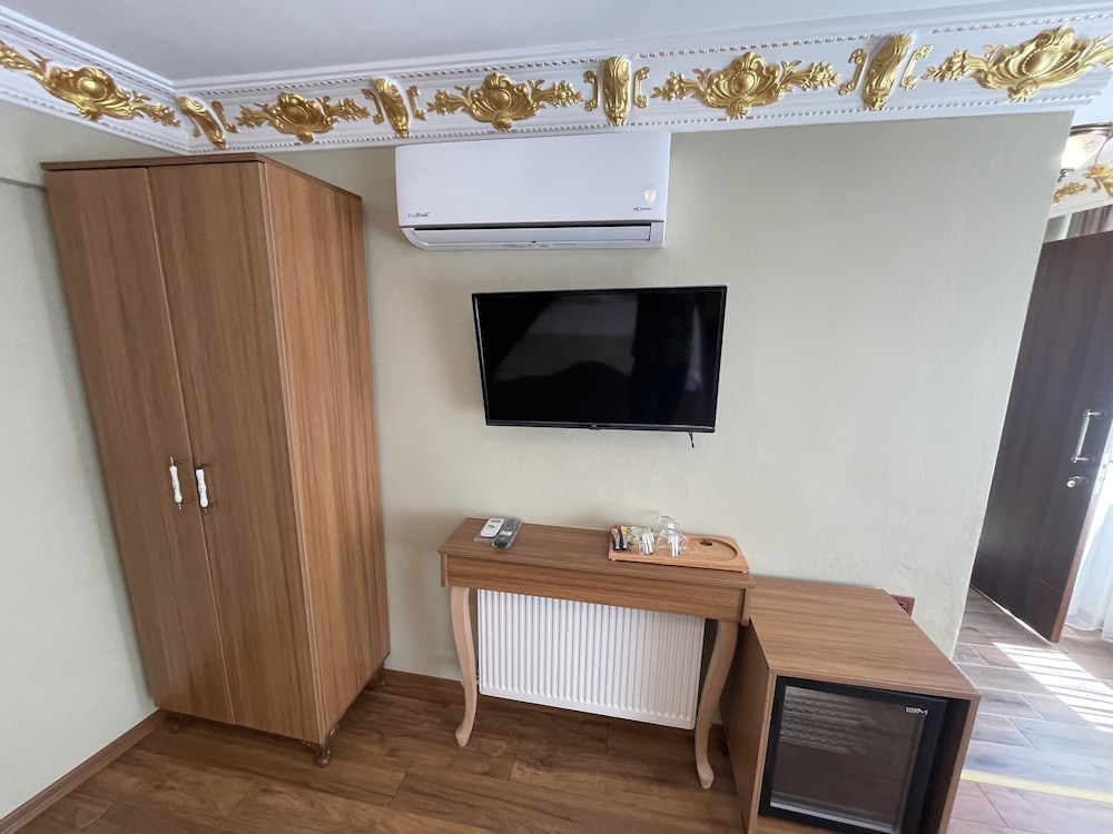 Standard Double Room photo 3