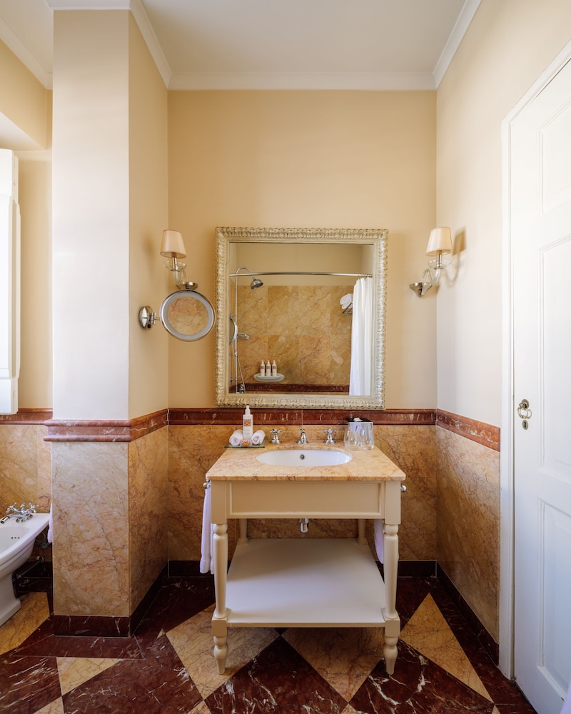 Deluxe Double Room, Valley View
