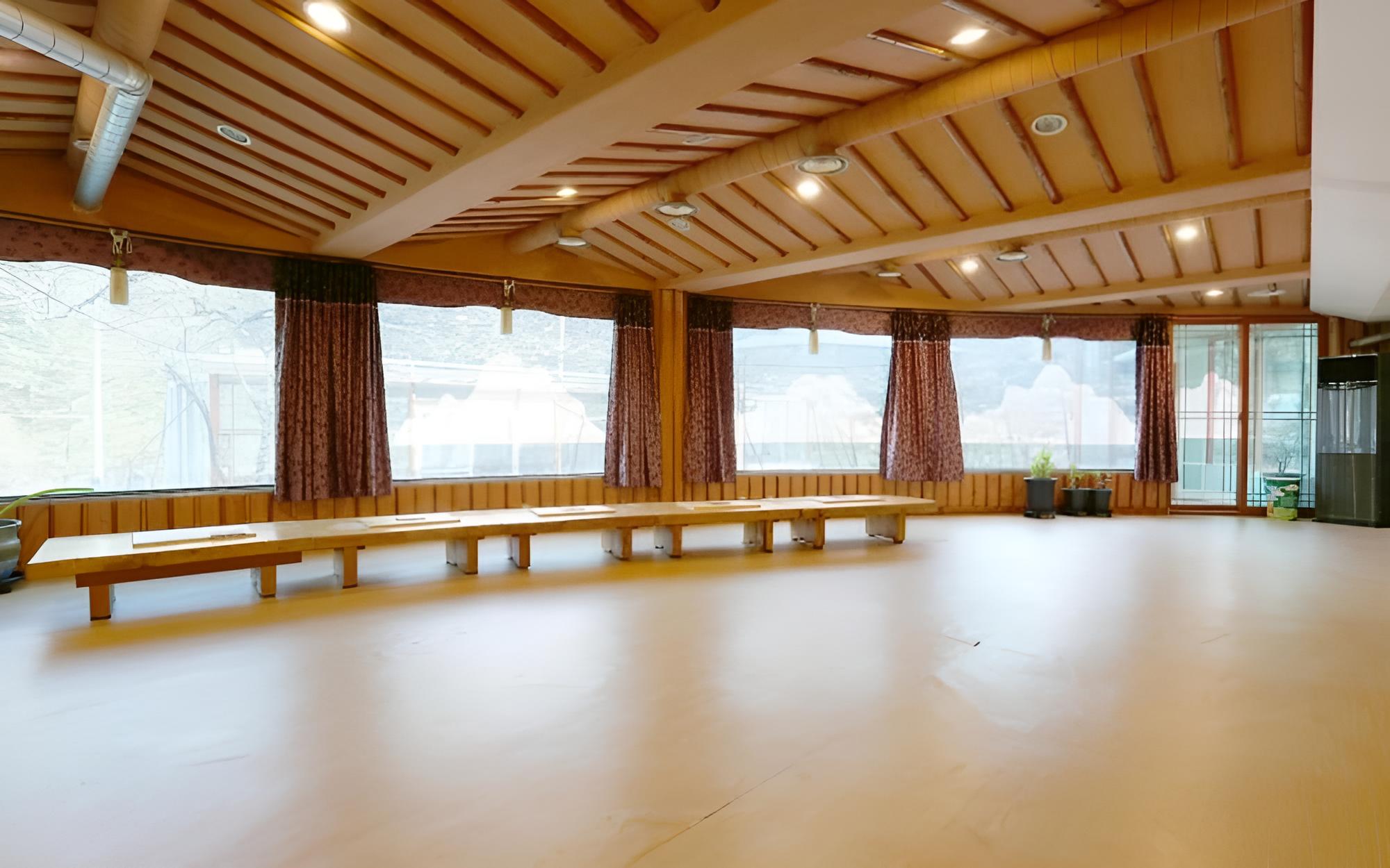 Room (Darae) - Photo 3