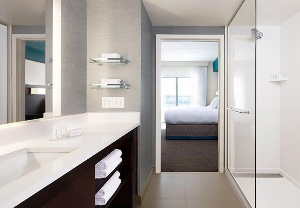 Studio, Multiple Beds (Hearing Accessible)