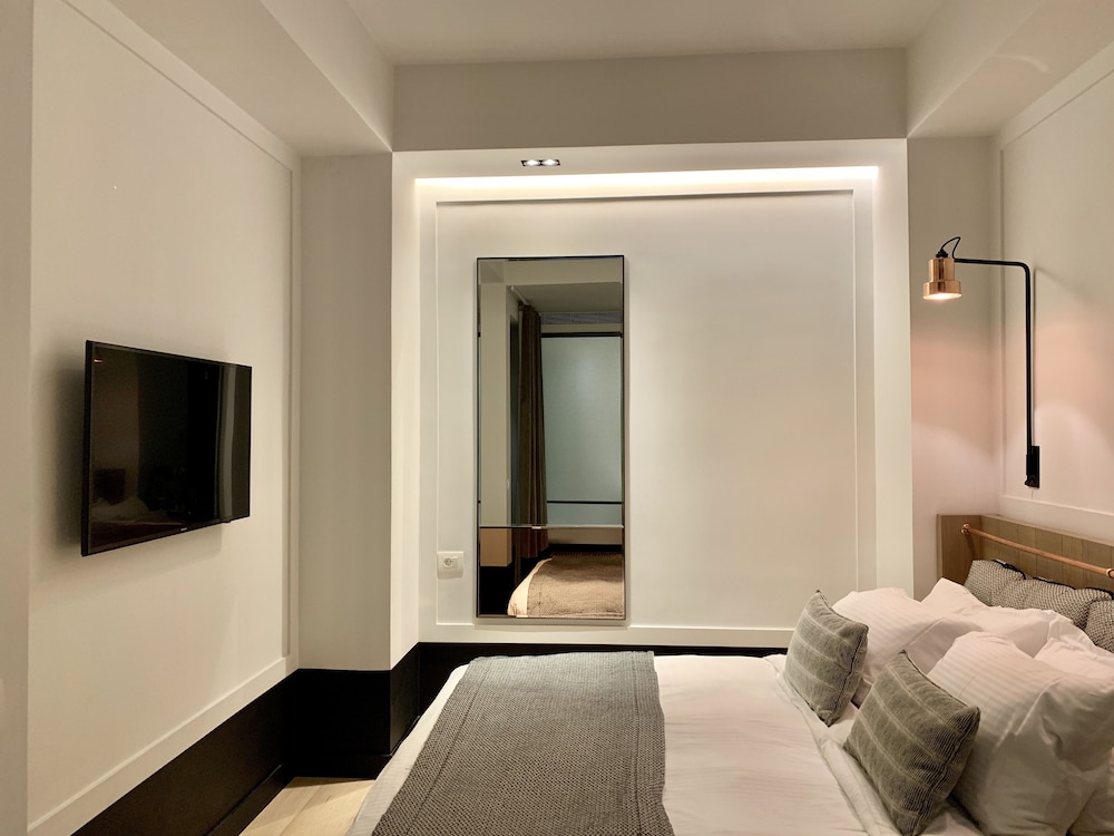 Nook Double Room, Terrace - Photo 1
