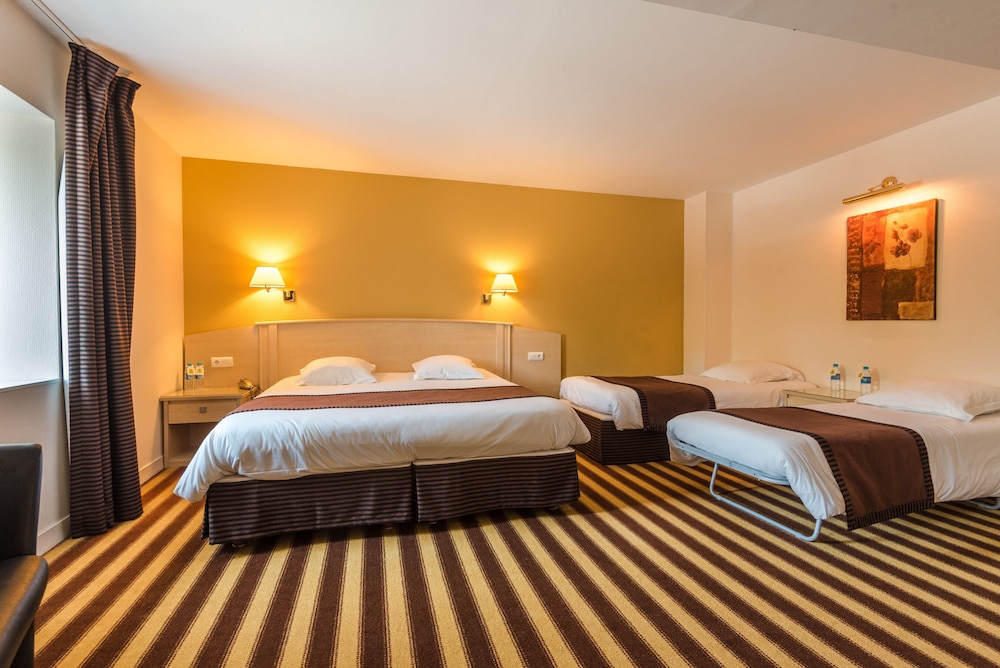 Quadruple Room photo 2