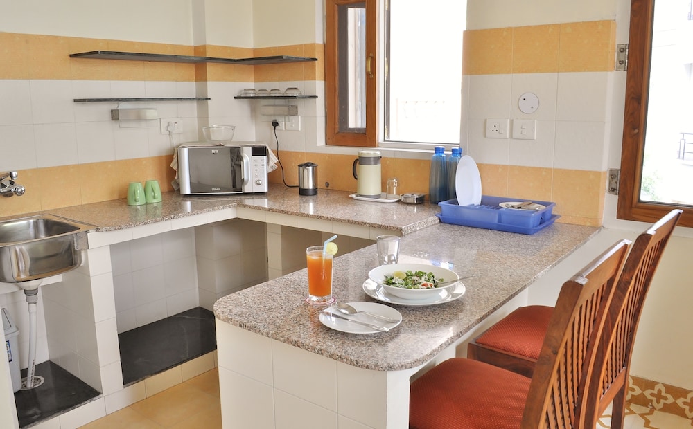 Studio Suite - Photo 4