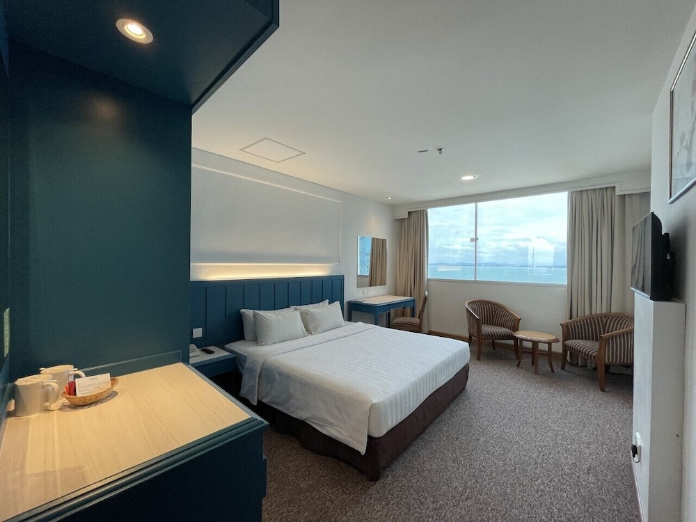 Superior Premier King Room photo 1