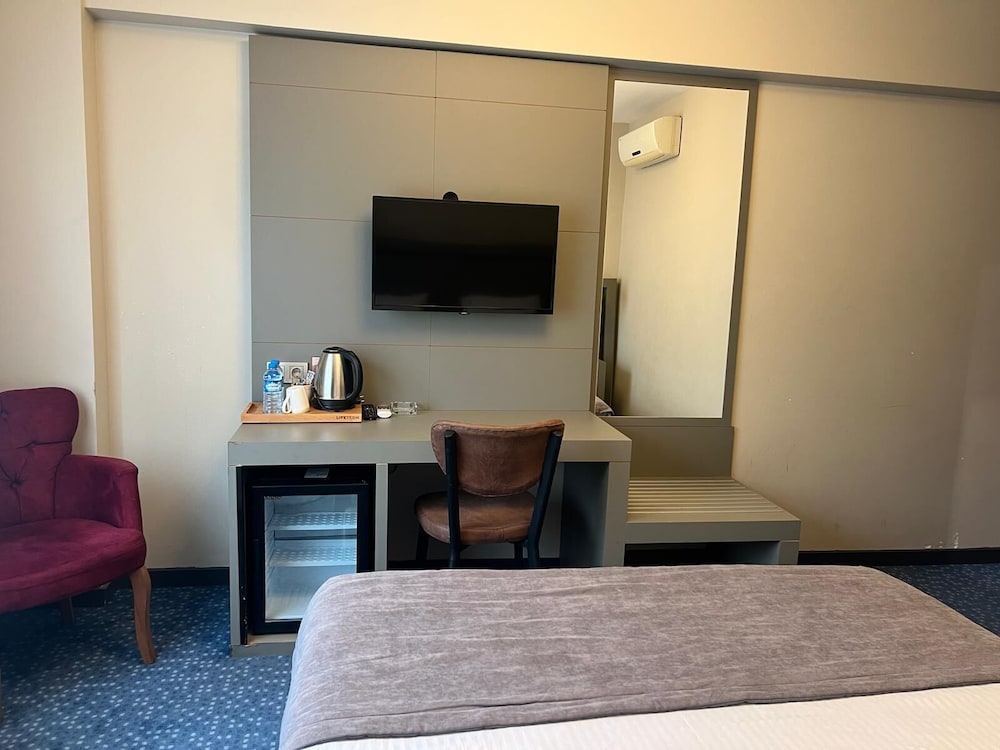 Standard Room photo 3