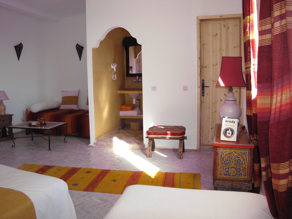Deluxe Triple Room photo 2