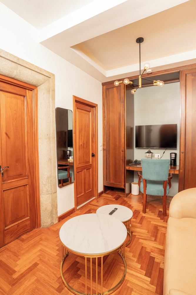 Presidential Room