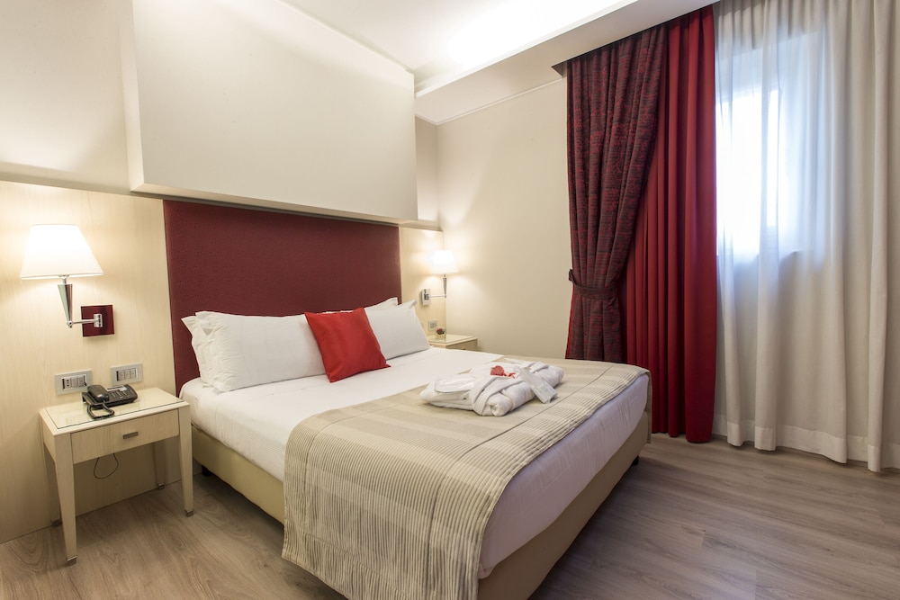 Deluxe Double Room - Photo 4