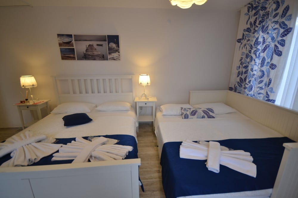 Standard Triple Room photo 1