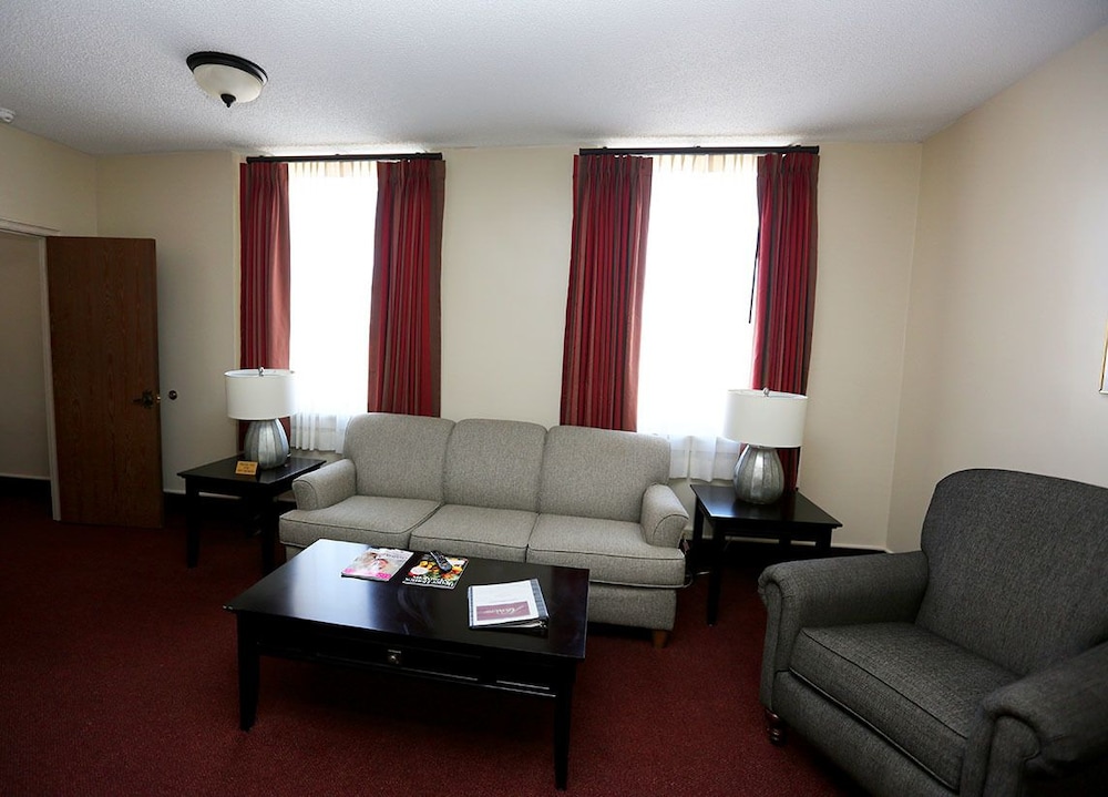 Standard Suite, 2 Queen Beds, Kitchen