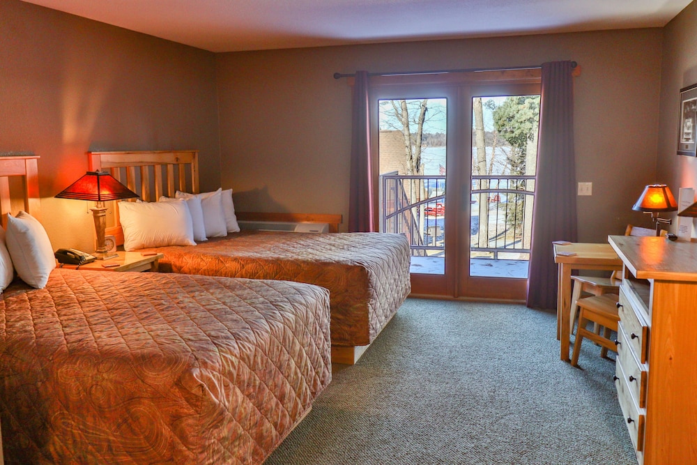 Room, 2 Queen Beds, Patio photo 1