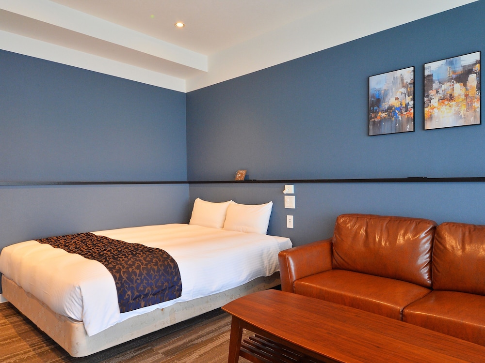 Deluxe Double Room, Non Smoking, Main Building - Photo 16