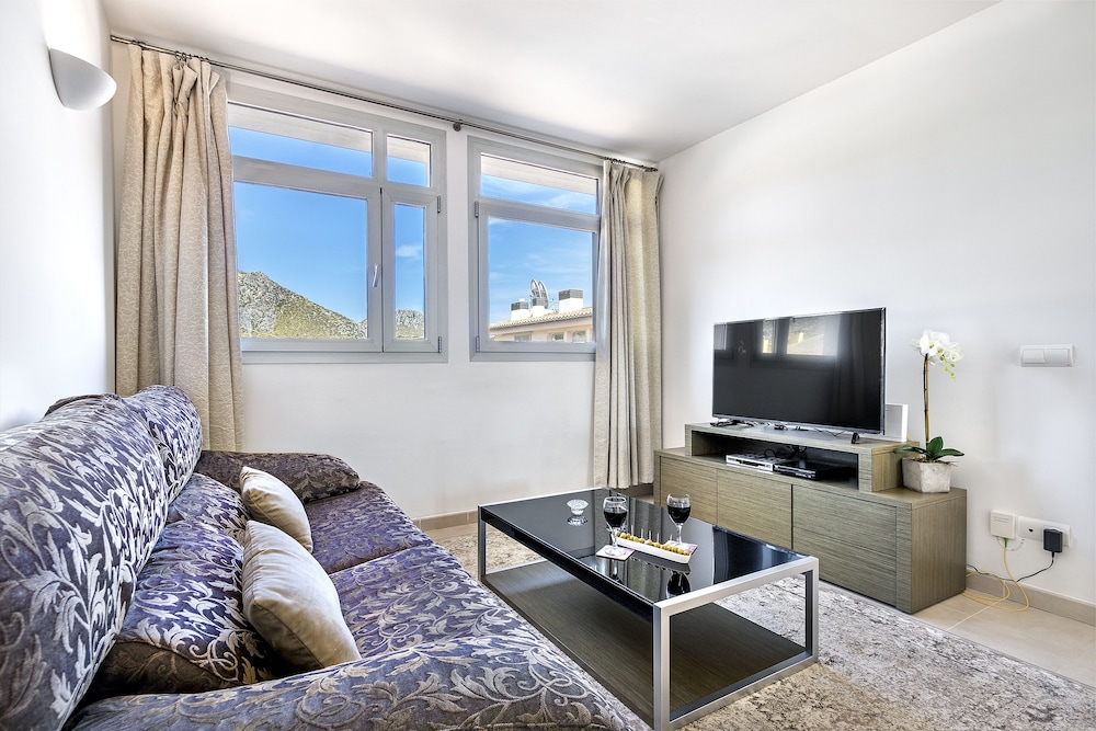 Comfort Apartment, 2 Bedrooms, Terrace, Mountain View