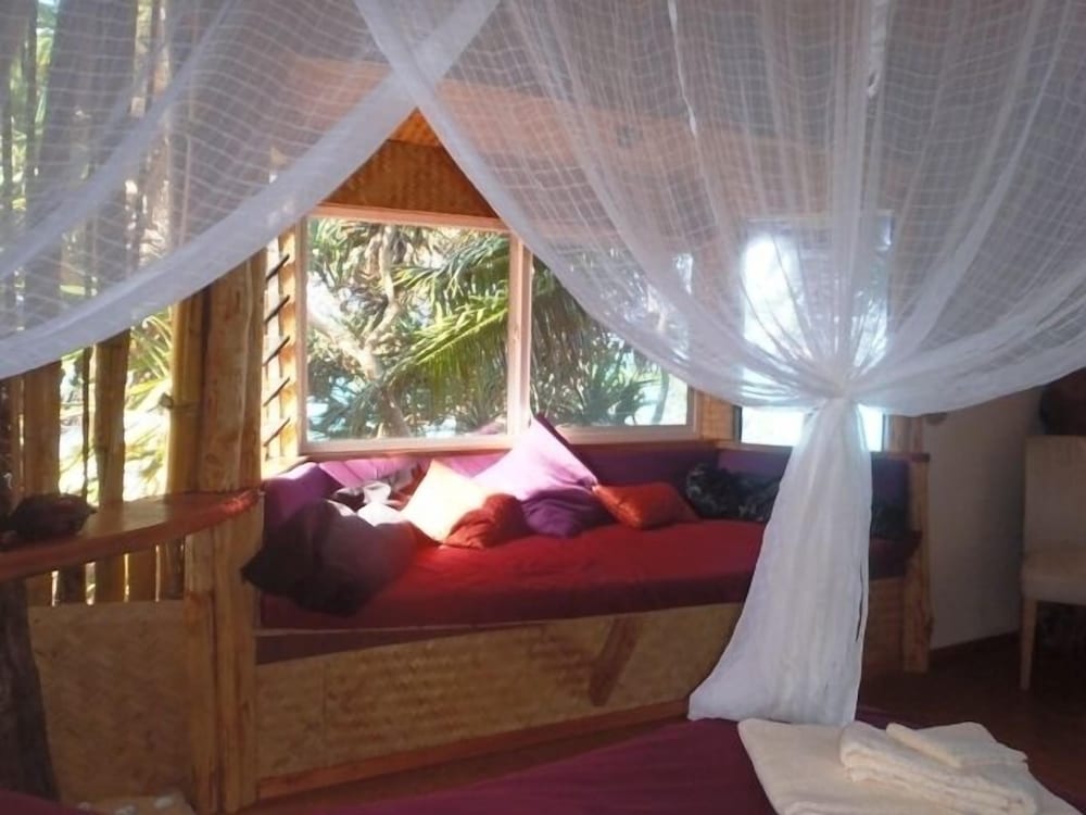 Tree House photo 3
