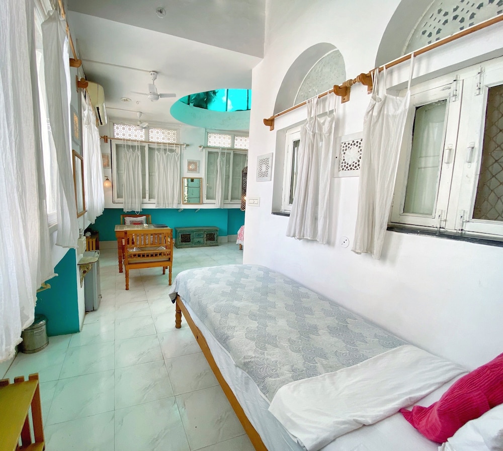 Deluxe Triple Room photo 3