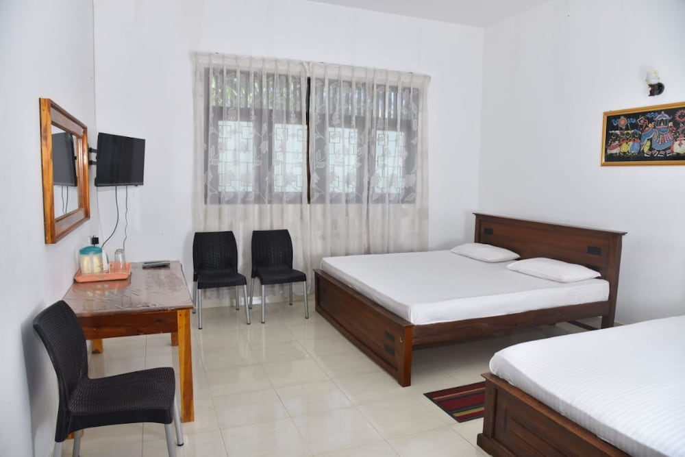 Classic Quadruple Room