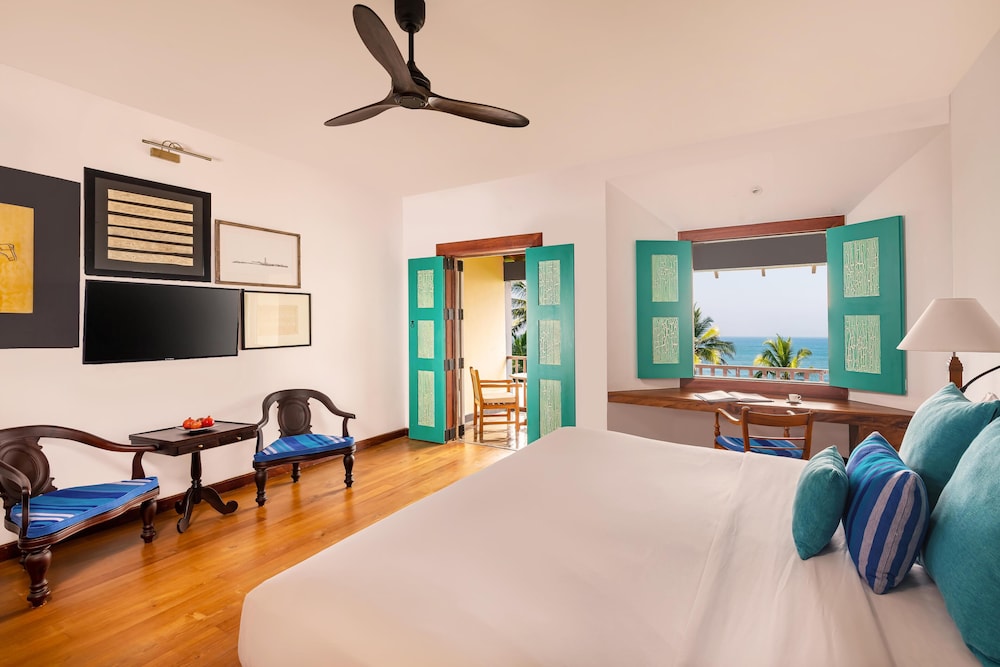 Luxury Double Room - Main Wing - Photo 8