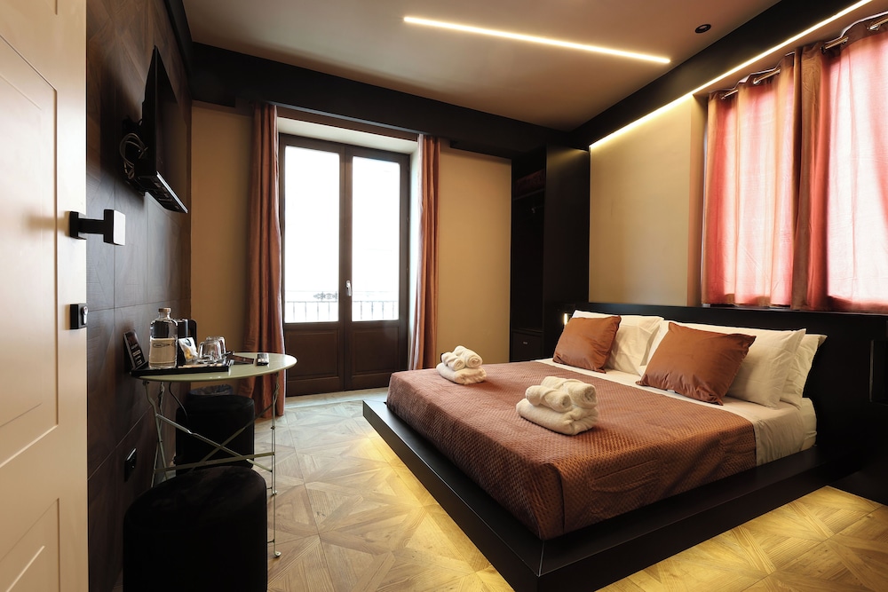Deluxe Double or Twin Room, Balcony, City View