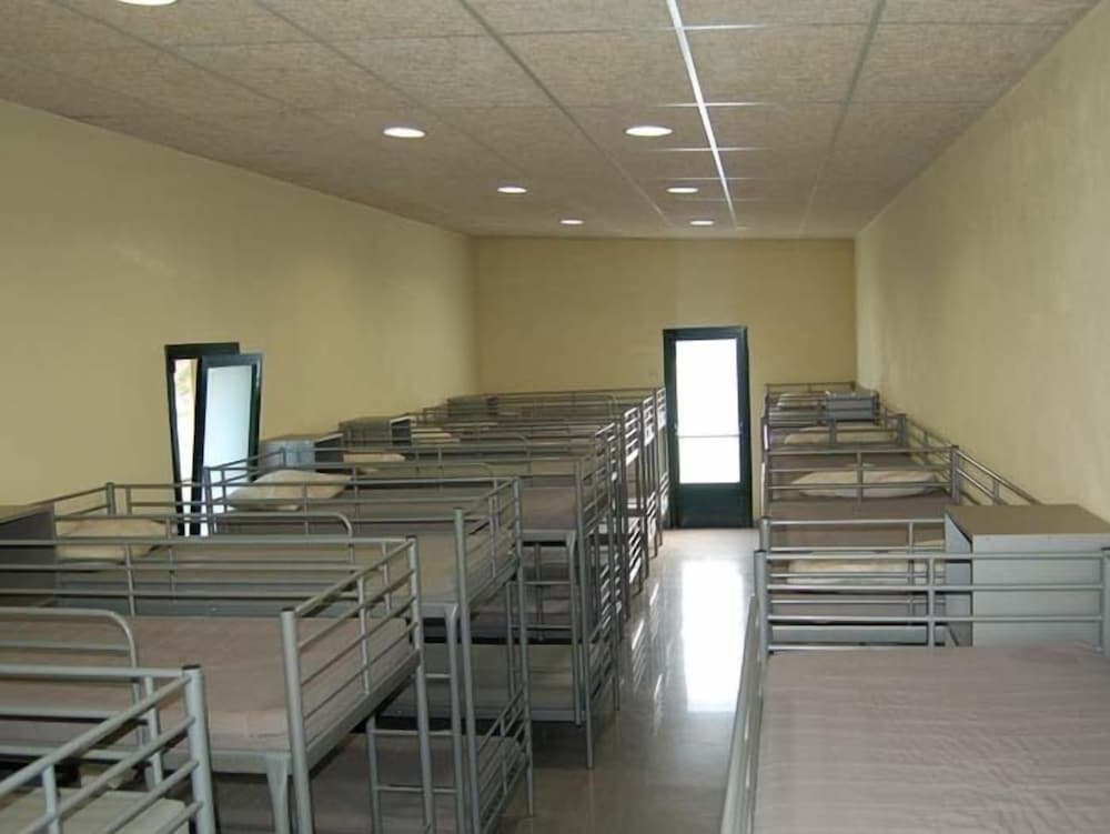 Room, Mixed Dorm (26-Bed Dormitory Room)