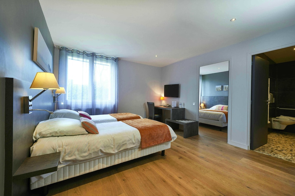 Cozy Quadruple Room photo 3