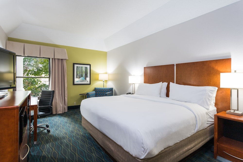 Executive Room, 1 King Bed, Non Smoking - Photo 2