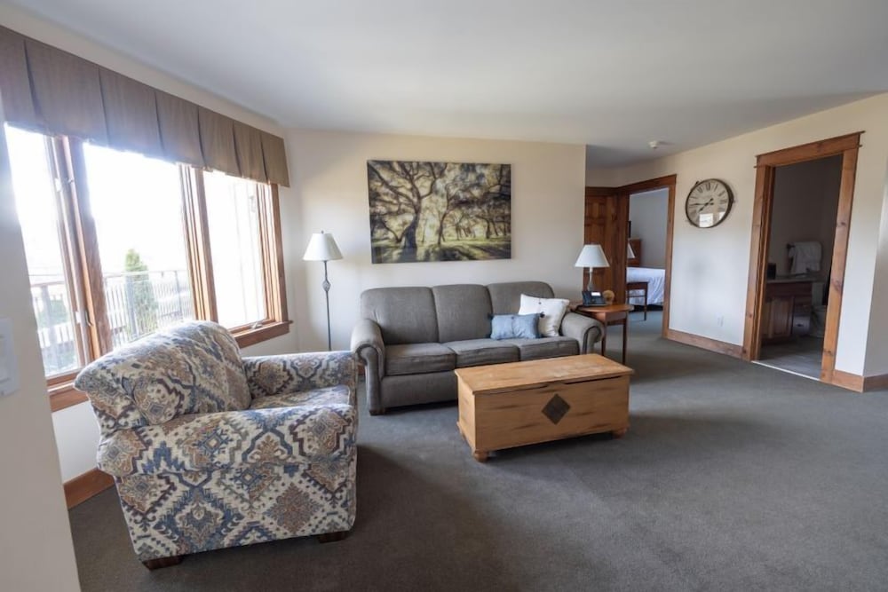 Room, Multiple Beds (Windwood) photo 3