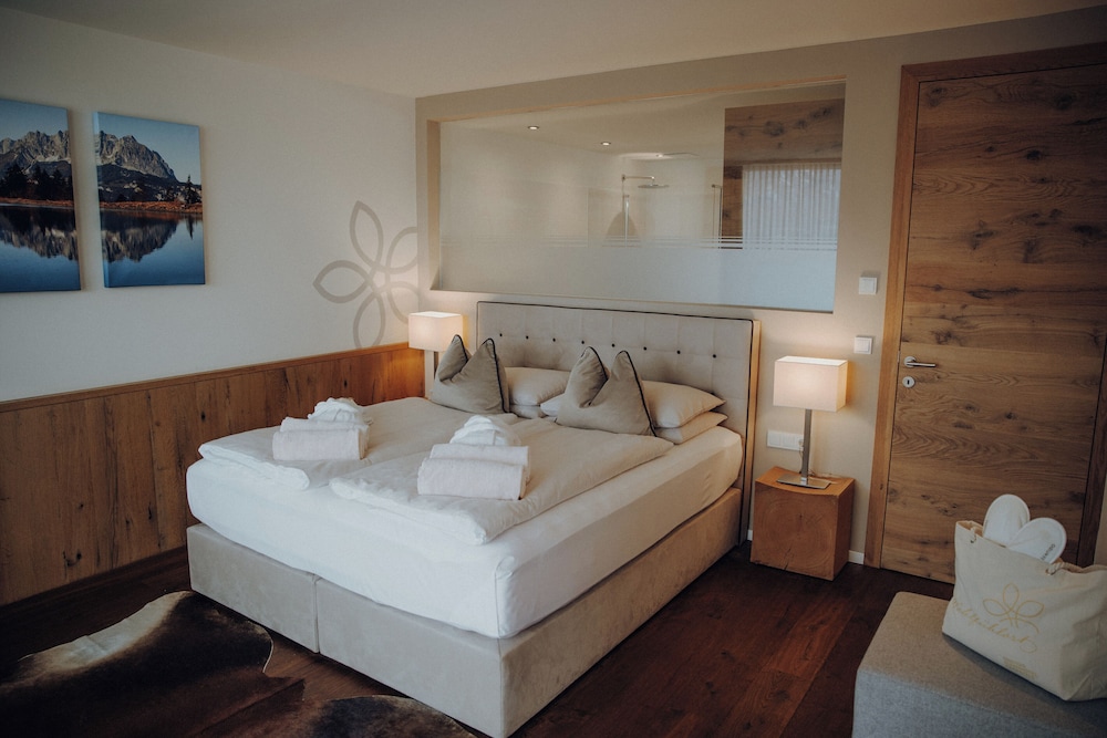 Suite photo 1