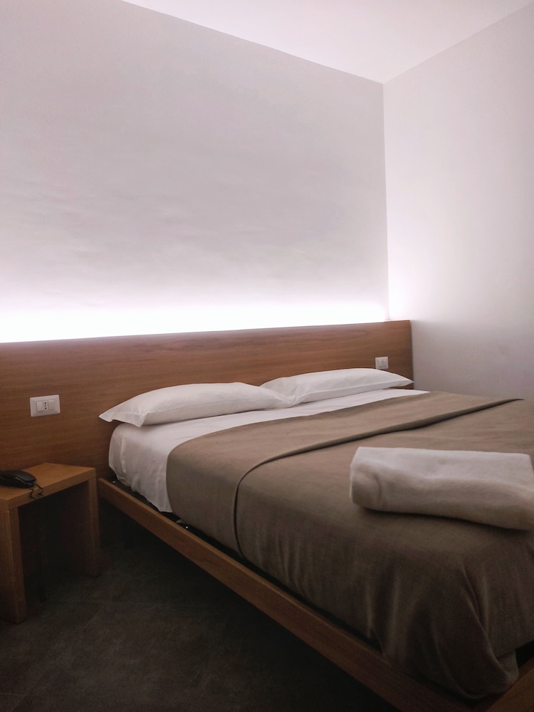 Basic Double Room, Garden View photo 1