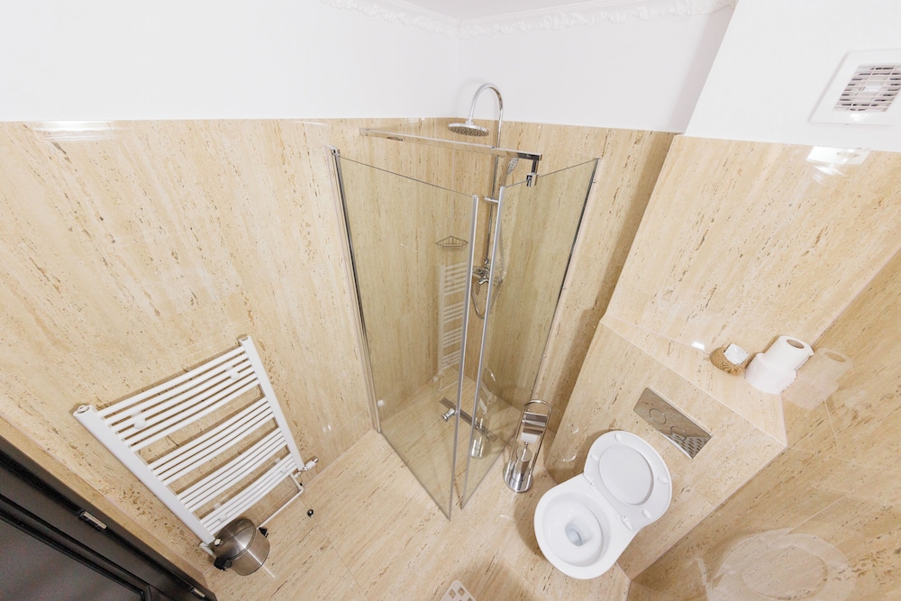 Triple Room - Photo 8