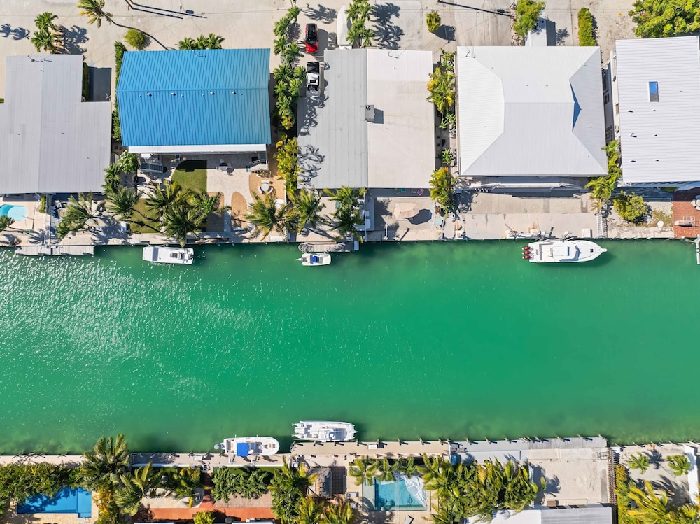 Seabreeze Cove Wasserfront Juwel 38 Fuß Dock Cabana Club, Foto 16