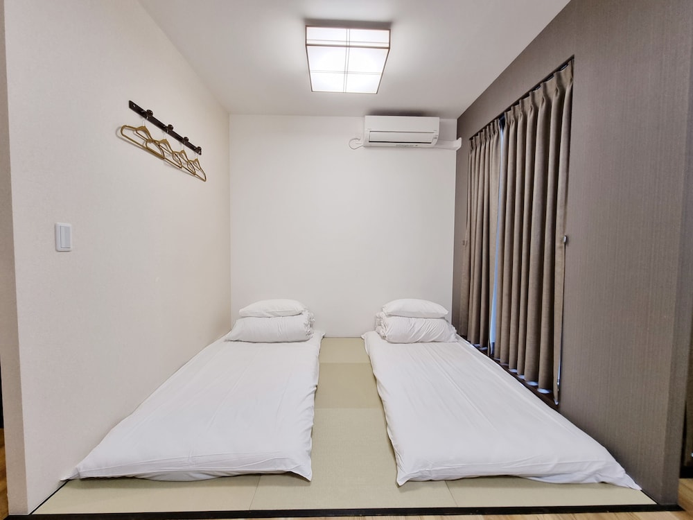 Basic Room, Balcony photo 3