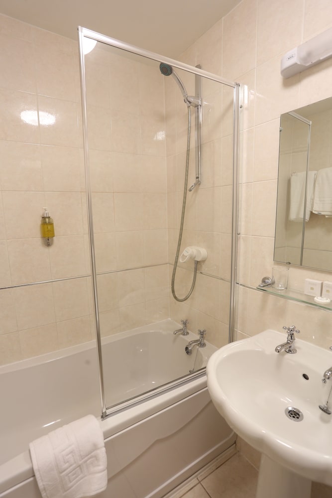 Standard Double Room, 1 King Bed - Photo 5