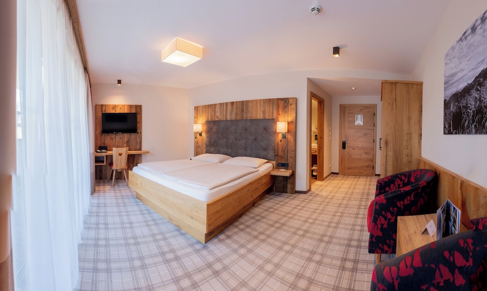 Comfort Double Room, Mountain View
