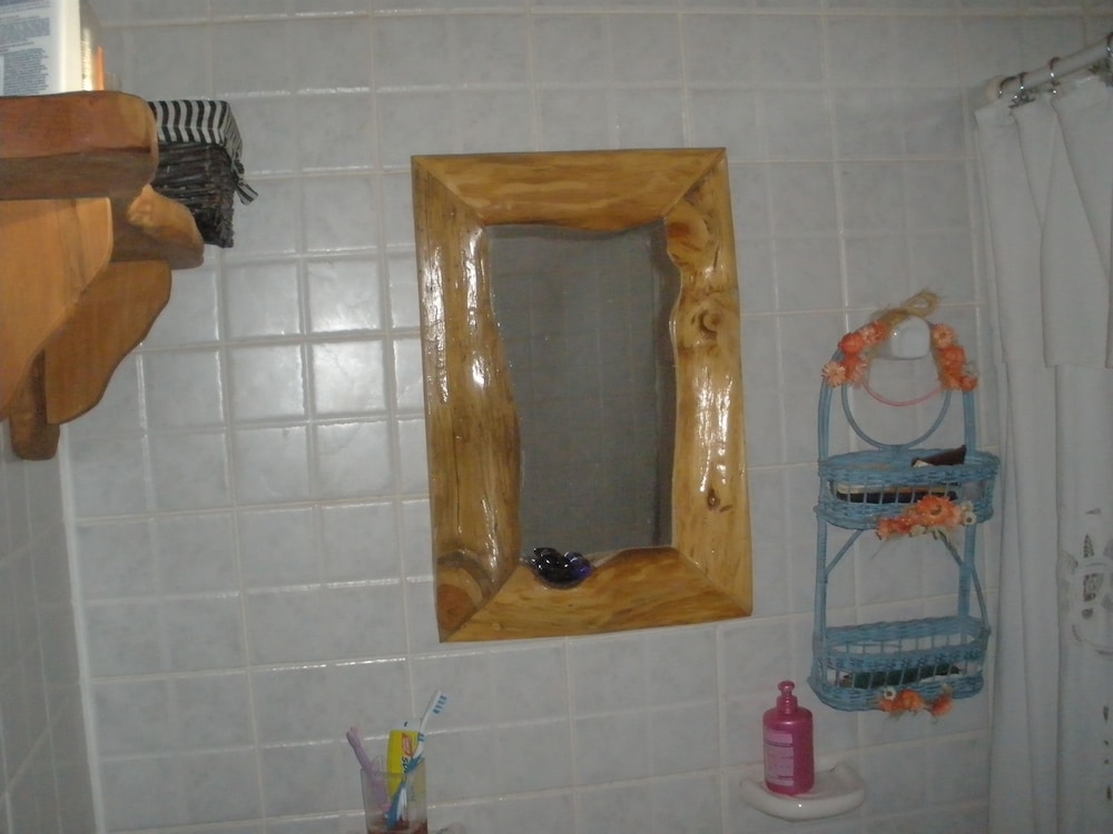 Classic Chalet, 3 Bedrooms, Smoking photo 2