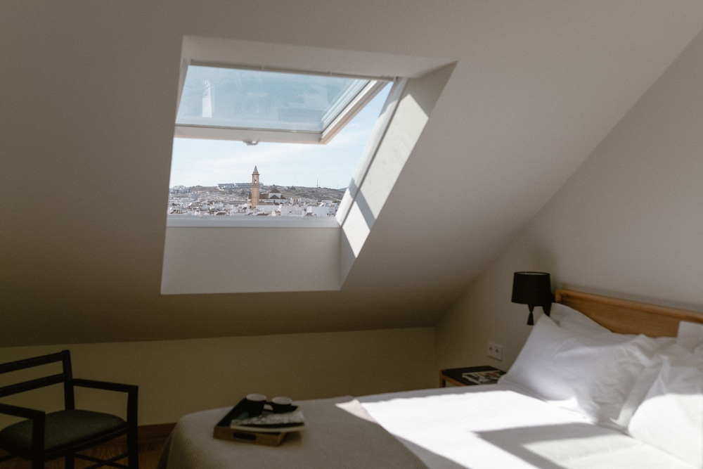 City Double or Twin Room, City View (Attic)