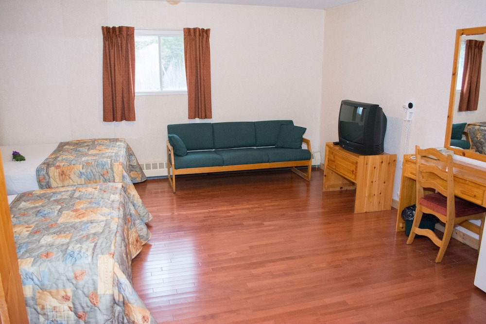 Double Room, 2 Double Beds photo 3