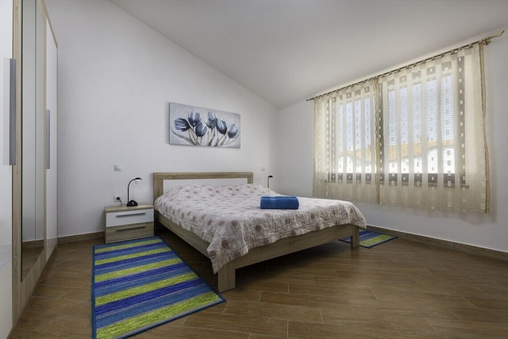 Apartment (A1)
