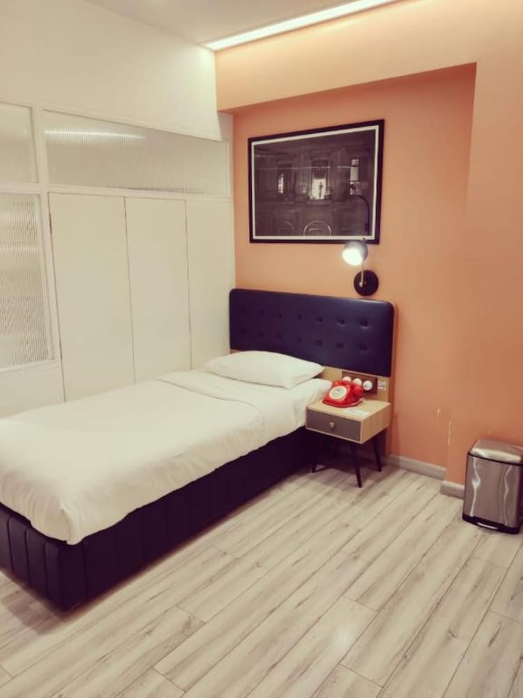 Deluxe Single Room photo 1