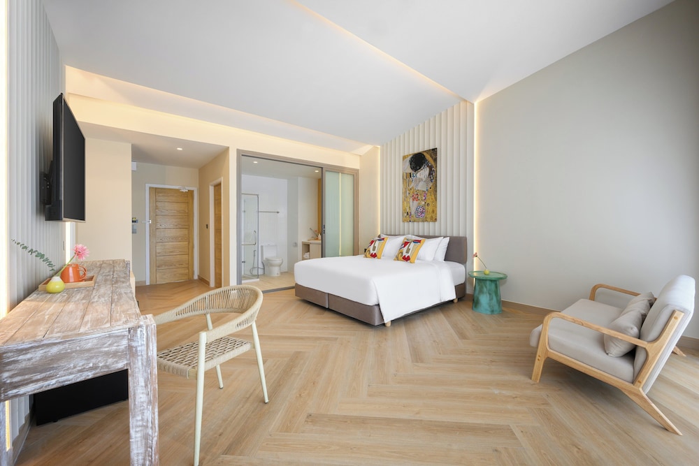 Available room