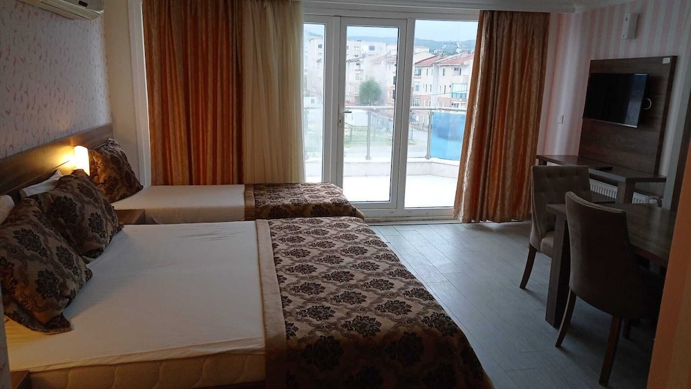 Comfort Triple Room photo 2