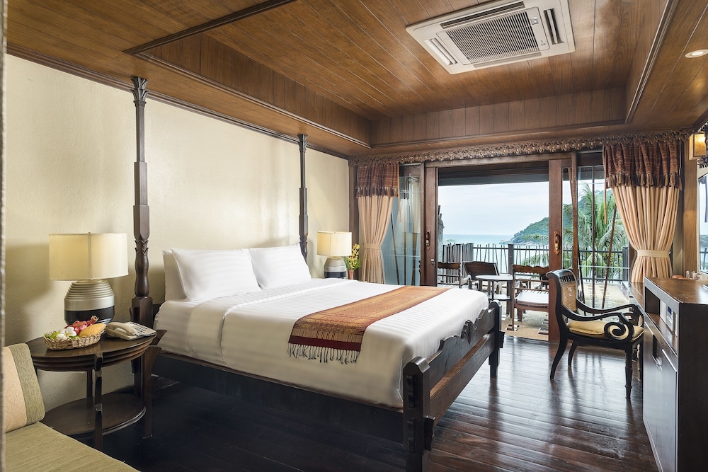 Deluxe Hotel, Sea View - Photo 1