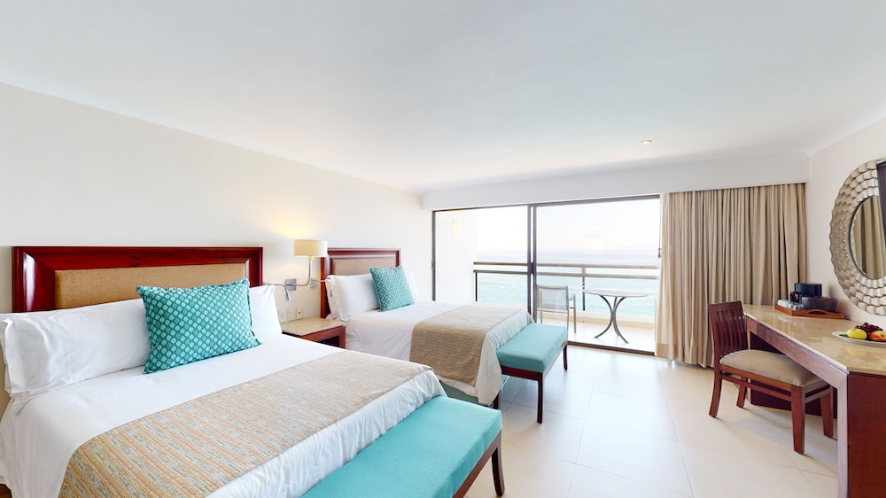 Family Suite - Photo 1