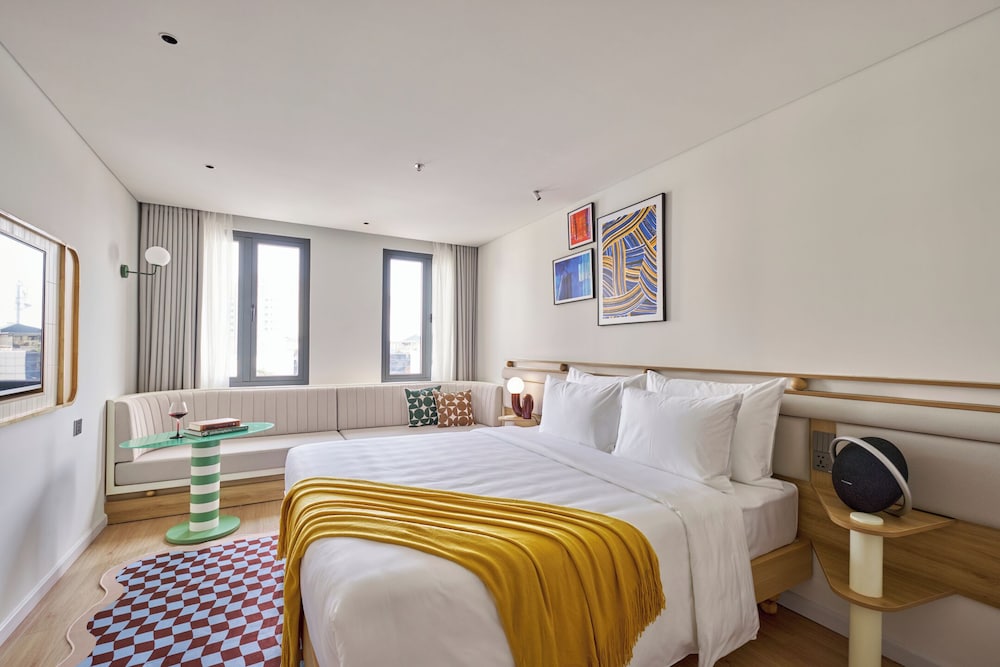 Deluxe Room, Non Smoking, City View