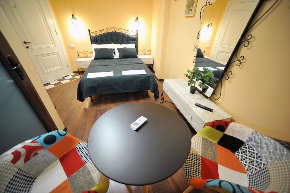 Standard Double Room, City View (2) photo 1