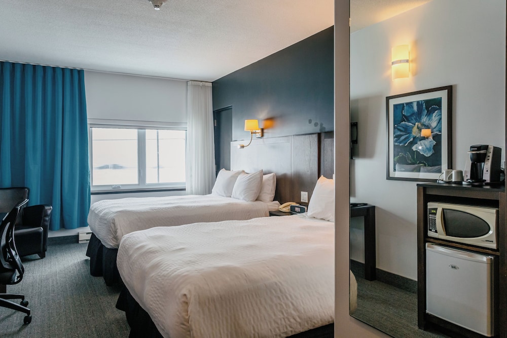 Comfort Room, City View - Photo 2