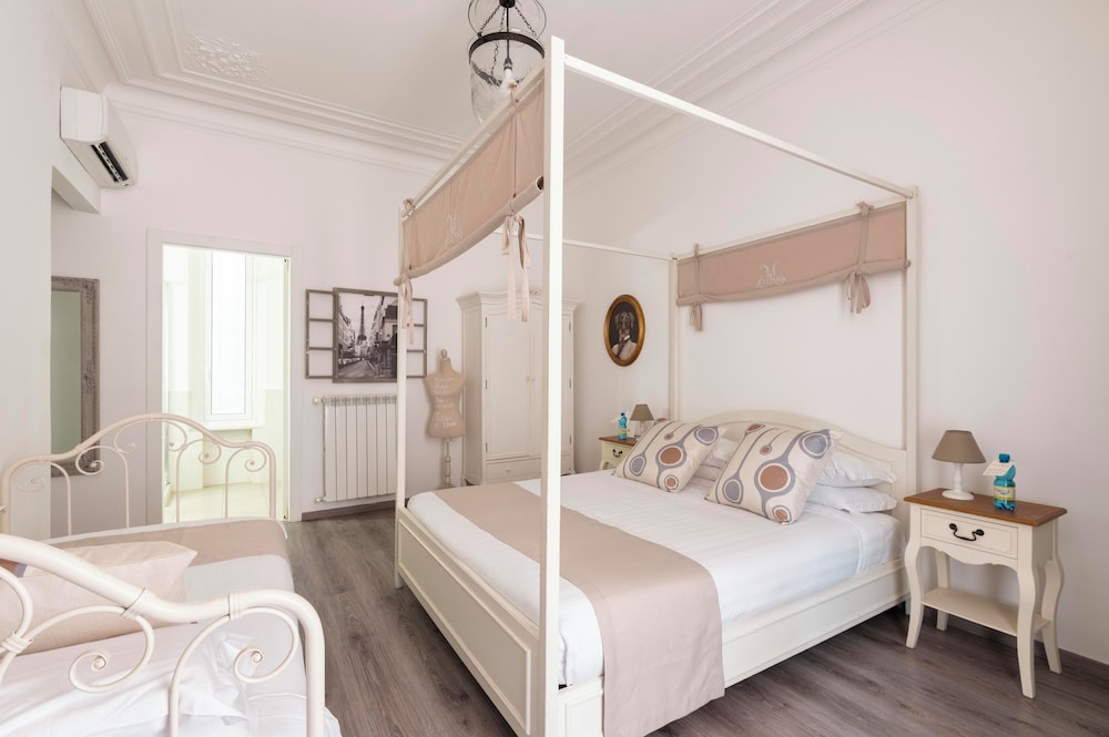 Triple Deluxe Suite photo 1