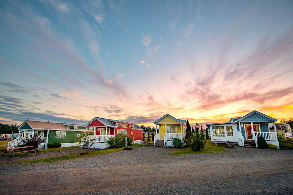 Cottage, 1 Bedroom, Non Smoking (No Pets, Linens not Available) photo 2