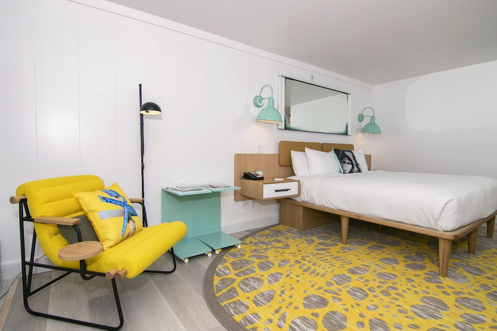 Standard Single Room, 1 Bedroom, Oceanfront - Photo 2