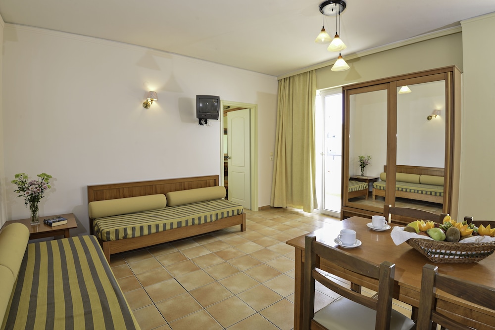 Family Apartment, 1 Bedroom photo 1