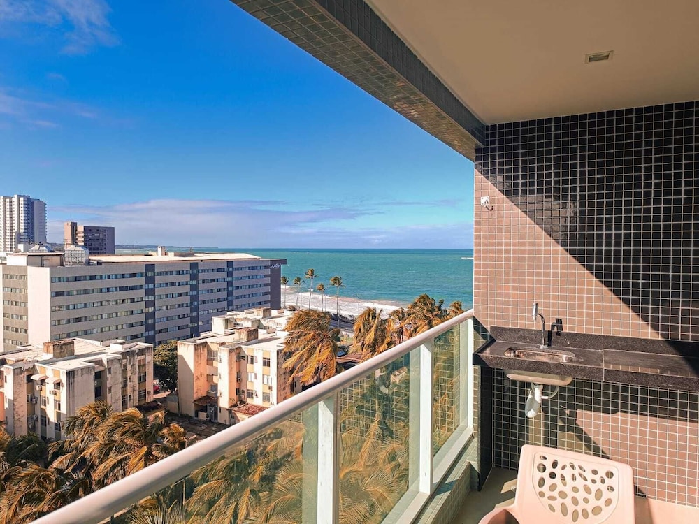Superior Studio, 2 Twin Beds, Partial Sea View